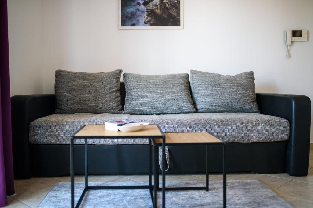 California Apartments - 4