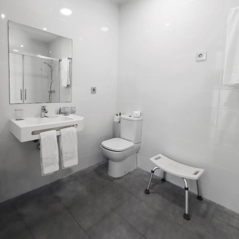 Koupelna v ubytování Hotel Portmán