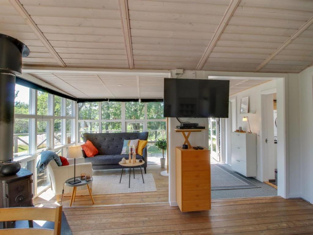 Kuchyň nebo kuchyňský kout v ubytování Holiday Home Olof - 100m from the sea by Interhome