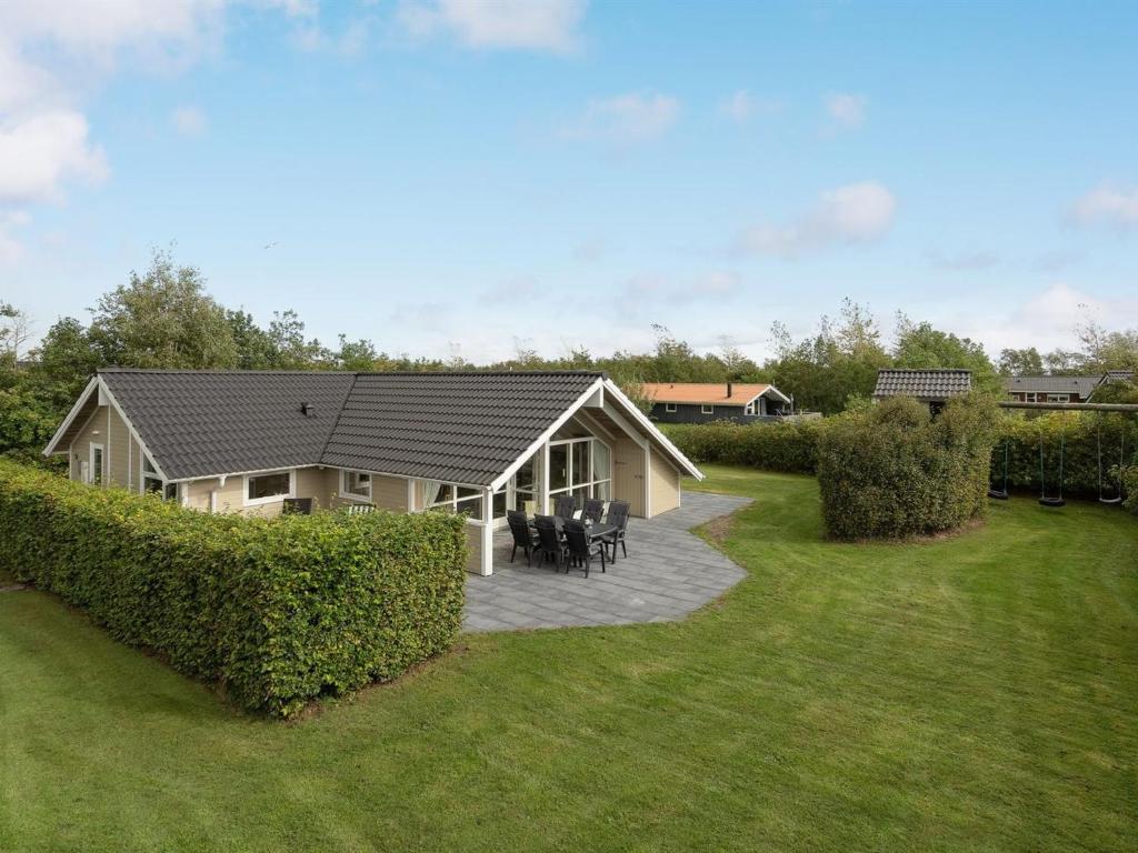 Zahrada ubytování Holiday Home Isving - 1-1km to the inlet by Interhome