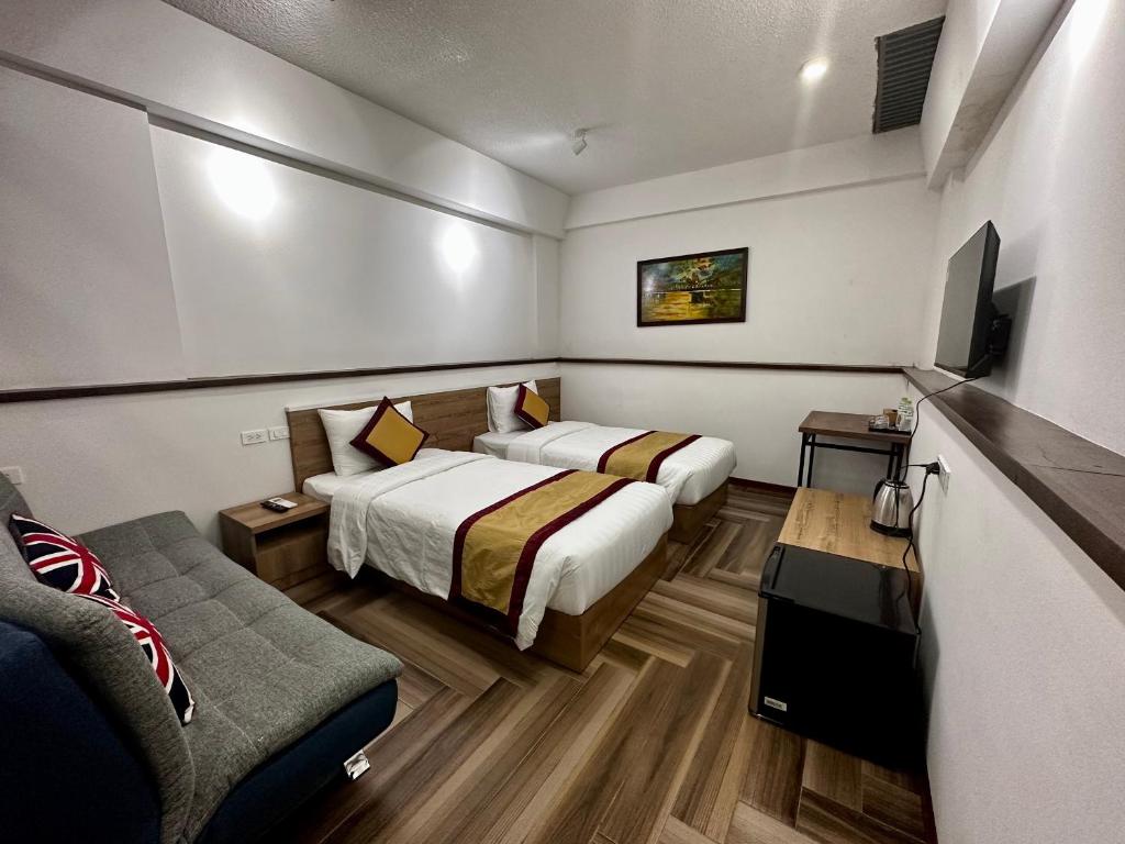 Hanoi Saga Hotel - Budget Twin Room