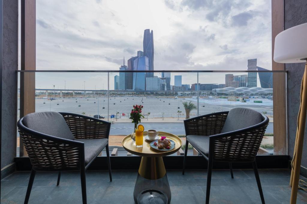 Tajreed Suites - King Suite With Balcony