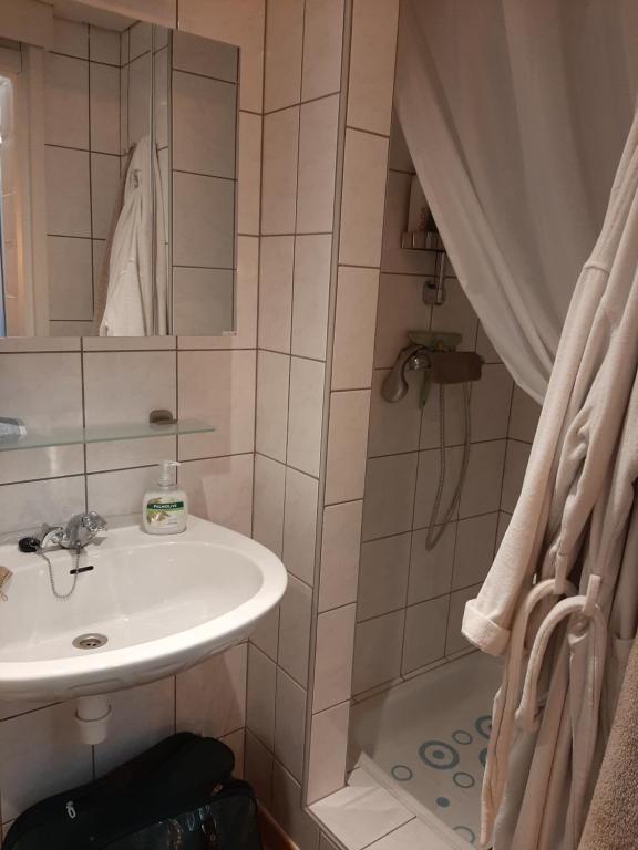 Koupelna v ubytování De Bosdreef - Hengelhoef - duplex met verwarmd openluchtzwembad