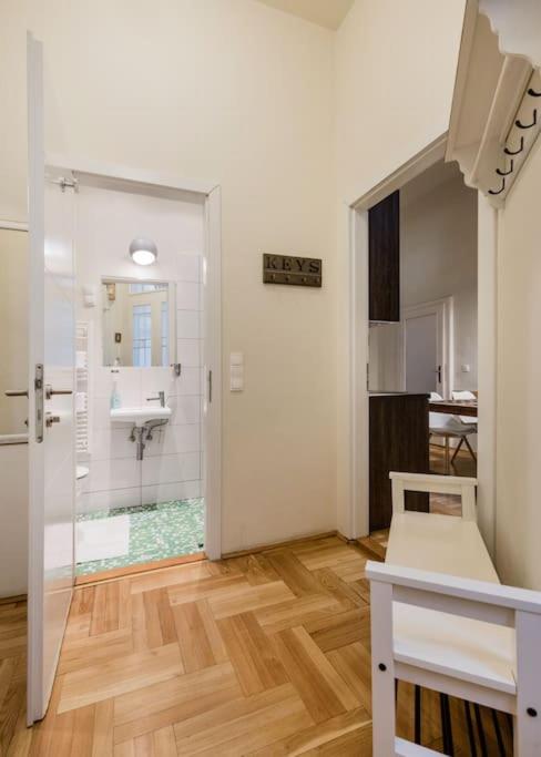 A bathroom at Klarahome Apartment