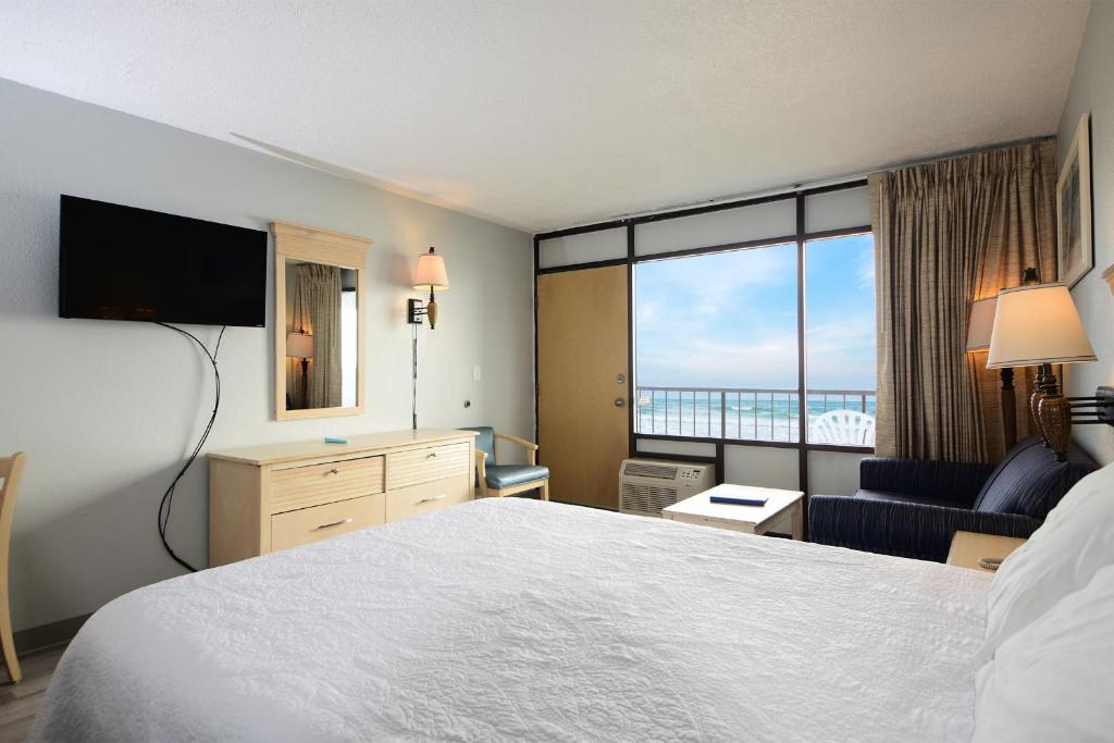 Holiday Sands North "On the Boardwalk" photo