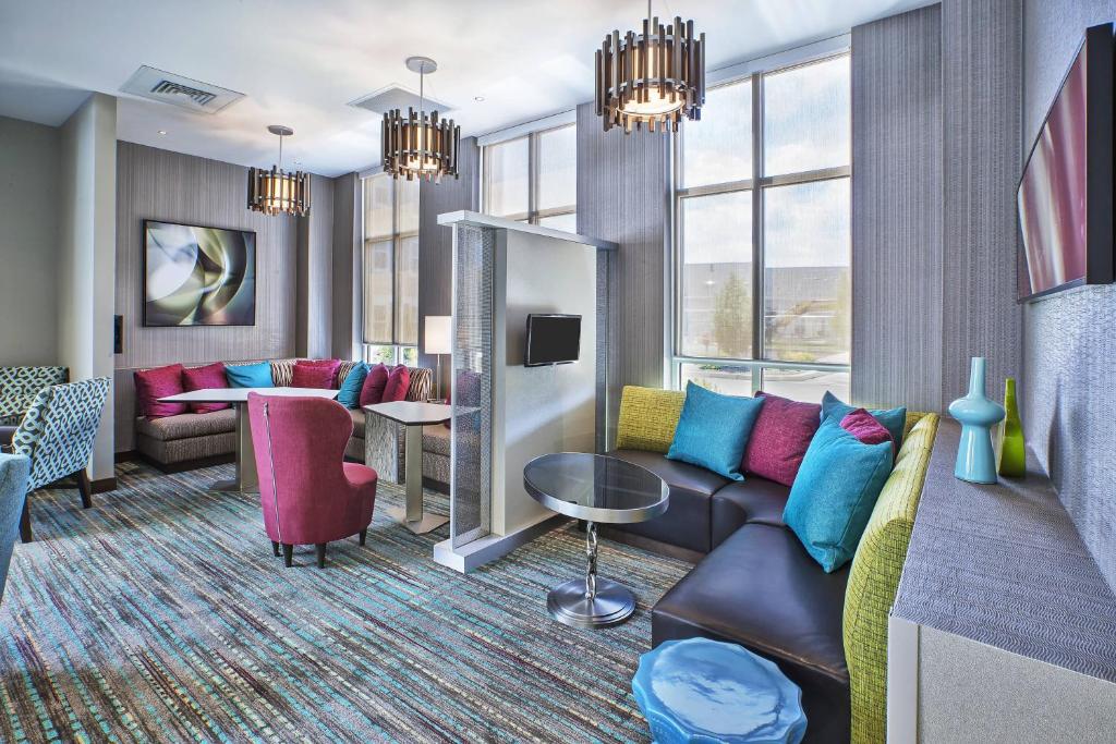A seating area at Residence Inn Rochester Henrietta