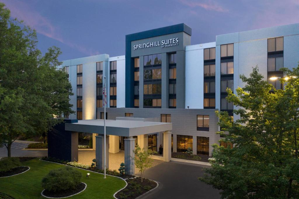 a rendering of the courtyard suites hotel at night at SpringHill Suites by Marriott Atlanta Perimeter Center in Atlanta