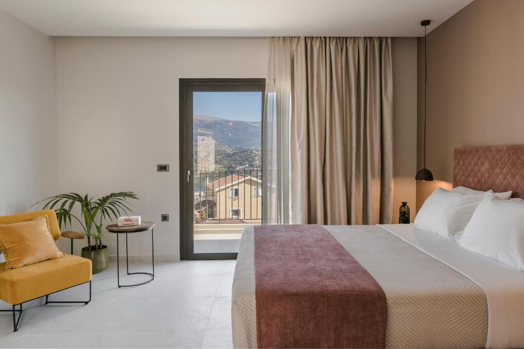 Nespecifikovaný výhled na hory nebo výhled na hory při pohledu z aparthotelu