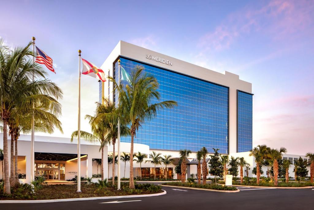 una representación del exterior de un hotel Las Vegas en Le Méridien Dania Beach at Fort Lauderdale Airport, en Avon Park