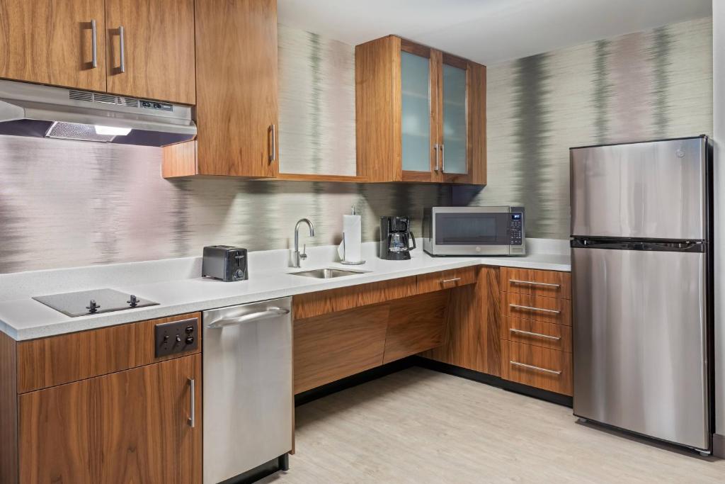 Kuchyň nebo kuchyňský kout v ubytování Residence Inn by Marriott Buffalo Downtown