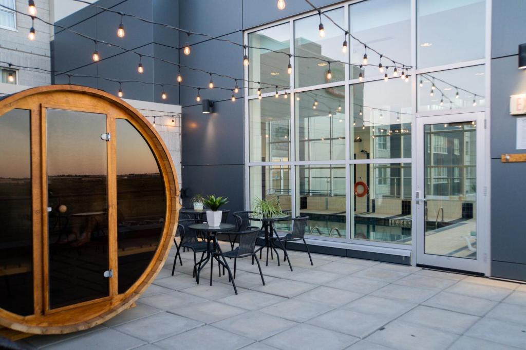 Residence Inn by Marriott Calgary Airport