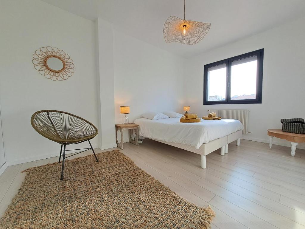 Posteľ alebo postele v izbe v ubytovaní Marion- Belle maison 8 personnes Les Sables d Olonne