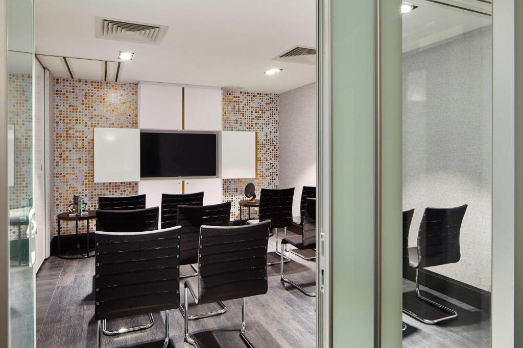 London Marriott Maida Vale - Resim 38