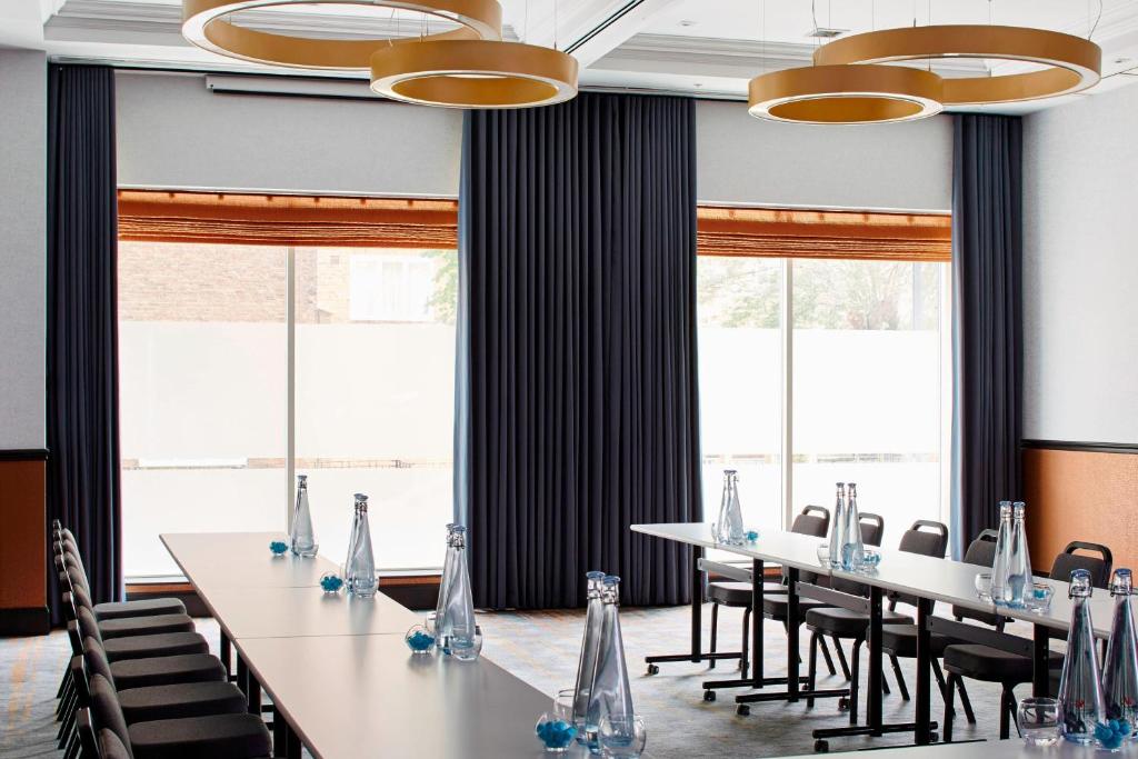 London Marriott Maida Vale - Resim 44