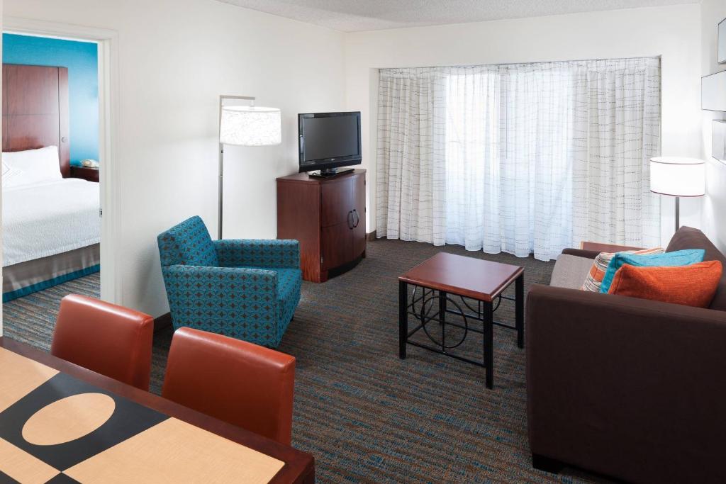 Residence Inn by Marriott Seattle Downtown/Lake Union - Two-Bedroom Suite