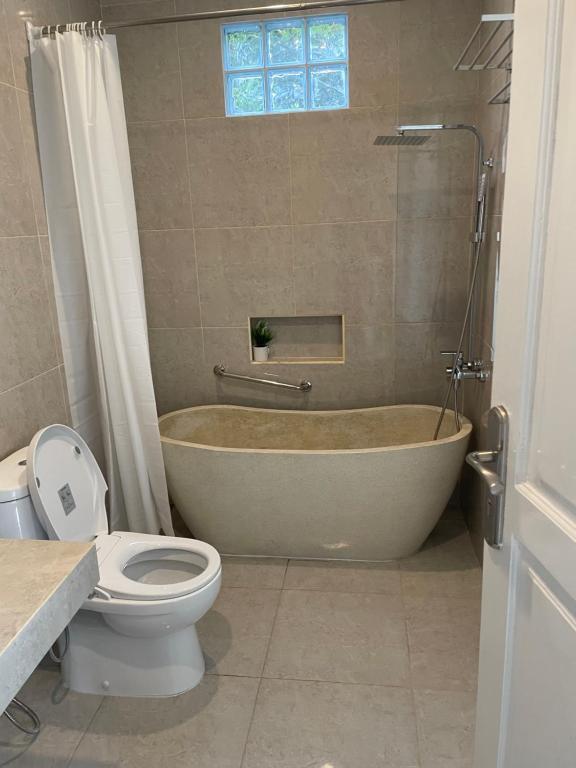 Koupelna v ubytování Eton Asia Villas-Kota Bunga