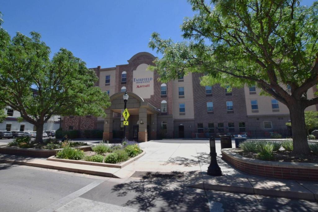 una representación de la parte delantera de un edificio en Fairfield Inn & Suites by Marriott Grand Junction Downtown/Historic Main Street, en Grand Junction