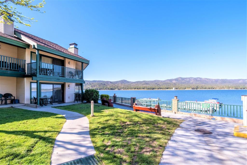 a house with a view of the water at Lagonita Lodge in Big Bear Lake