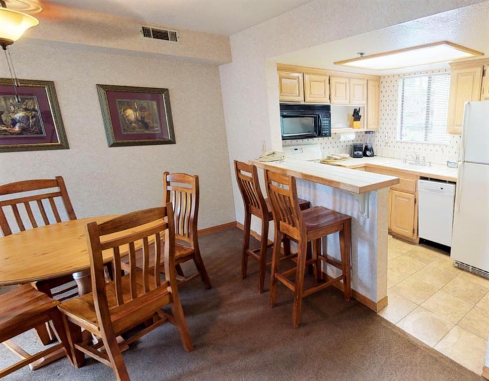 Lagonita Lodge - One-Bedroom Apartment
