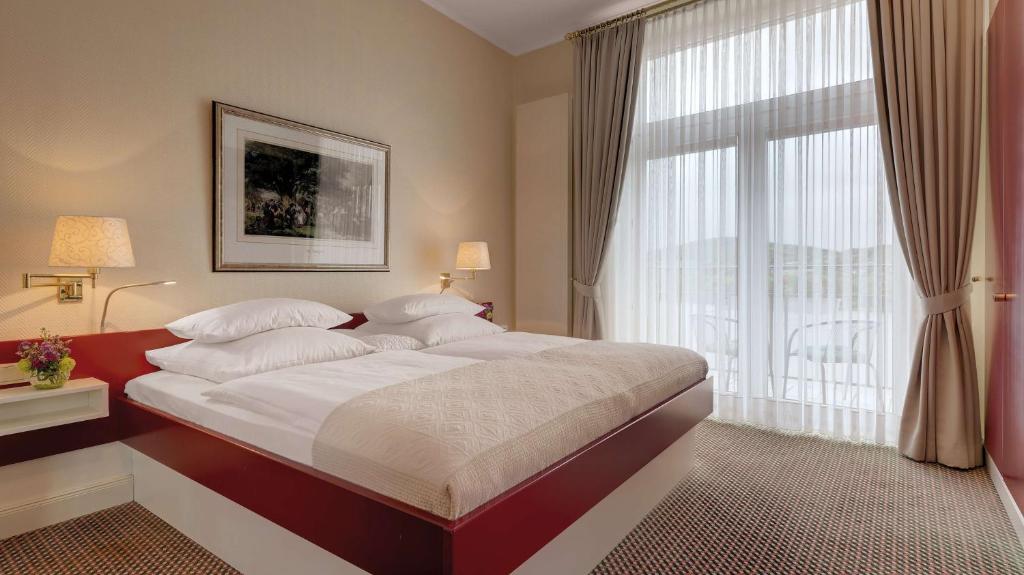 
Junior Suite with Balcony
