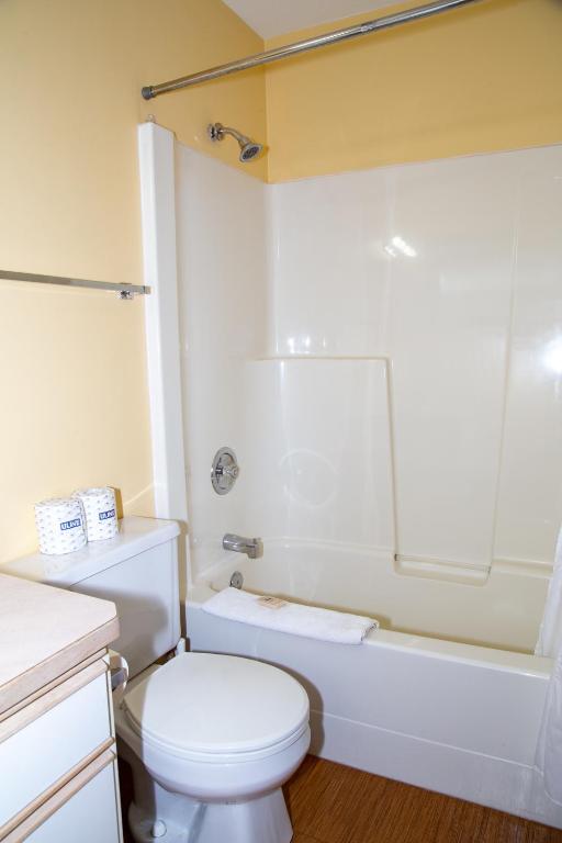 Koupelna v ubytování Bowmont Motel