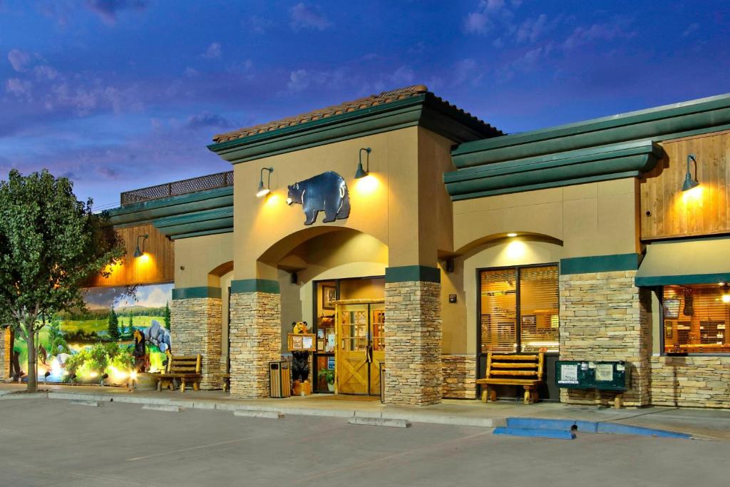 SpringHill Suites by Marriott Madera photo