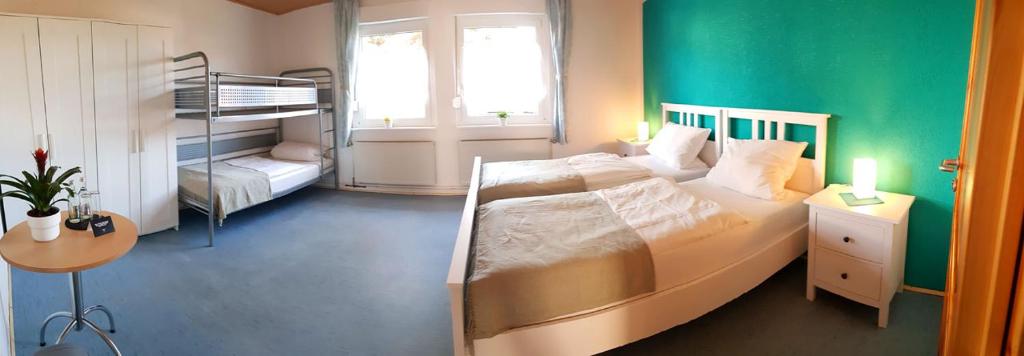 Pension ZUM LINDENWALD Colbitz - Habitación Familiar/compartida - Baño Compartido