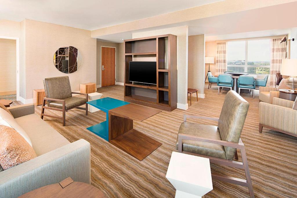 The Westin Chicago North Shore - 