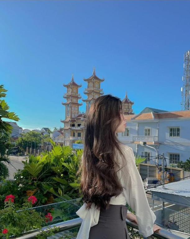 Flame Flowers Homestay - 11