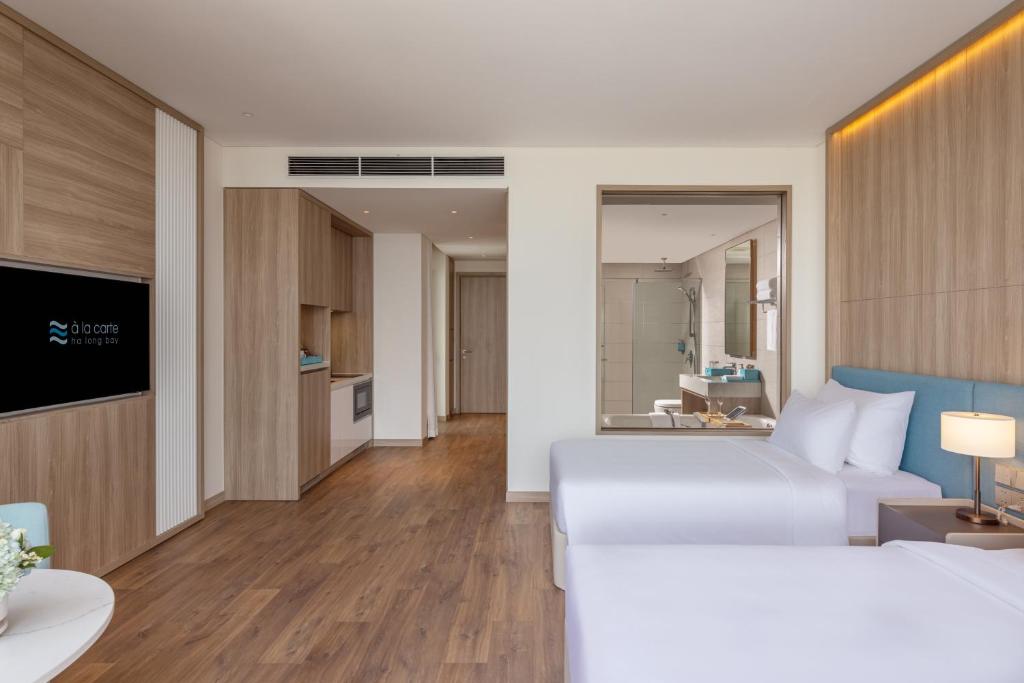 A La Carte Ha Long Bay Managed by TASECO - 18