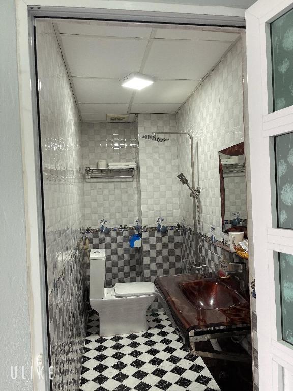 Cat Ba Central Homestay - 11