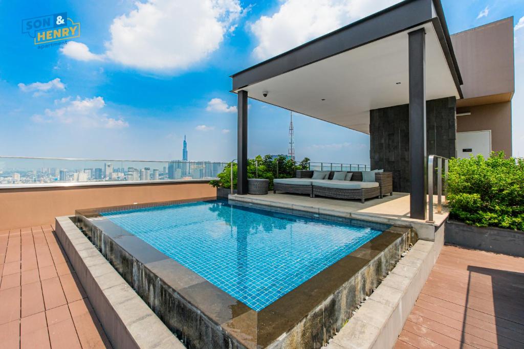 Son&Henry The MarQ Luxury - 12