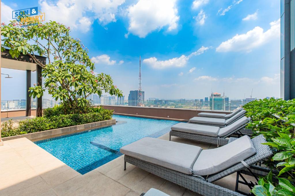 Son&Henry The MarQ Luxury - 3