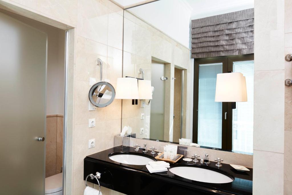 Steigenberger Icon Parkhotel Düsseldorf - Resim 39