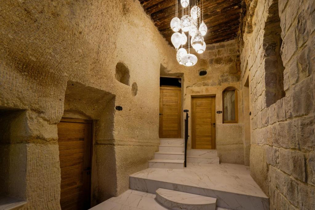 The Niche Cave Hotel - 5