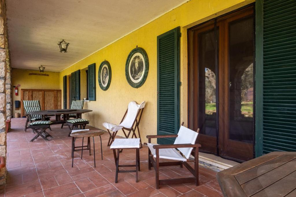 A seating area at Rosaspina - Appartamento 3