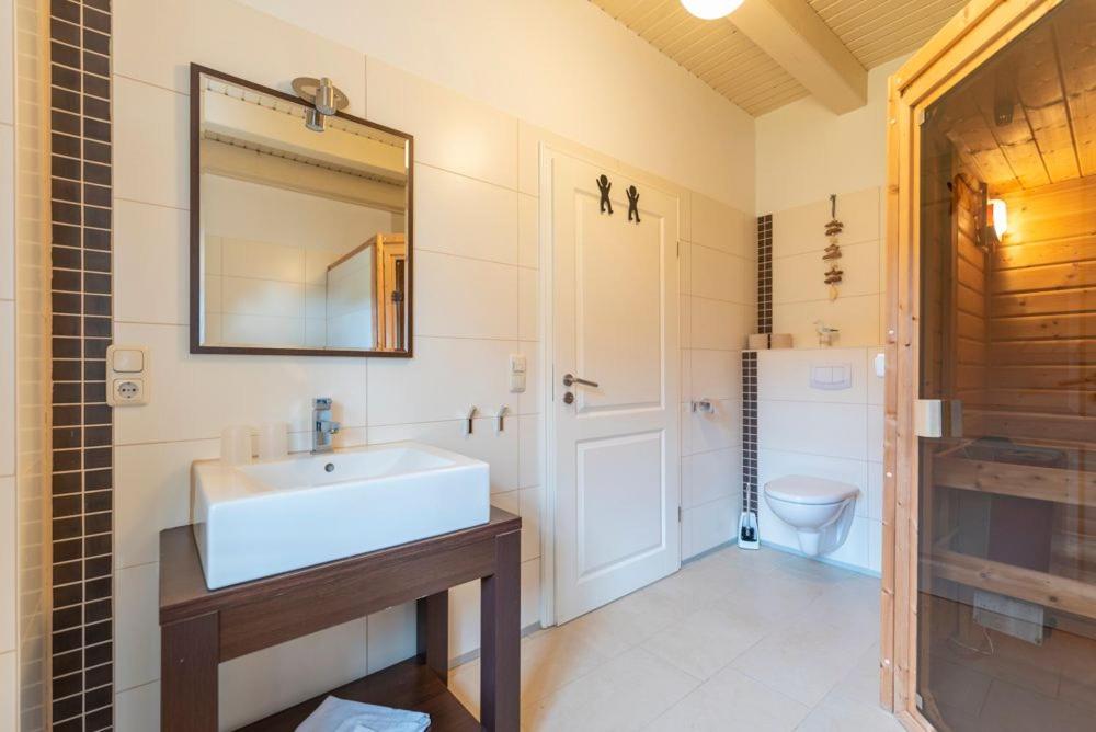 Fotografie z fotogalerie ubytování Ferienhaus Karnin B v destinaci Karnin