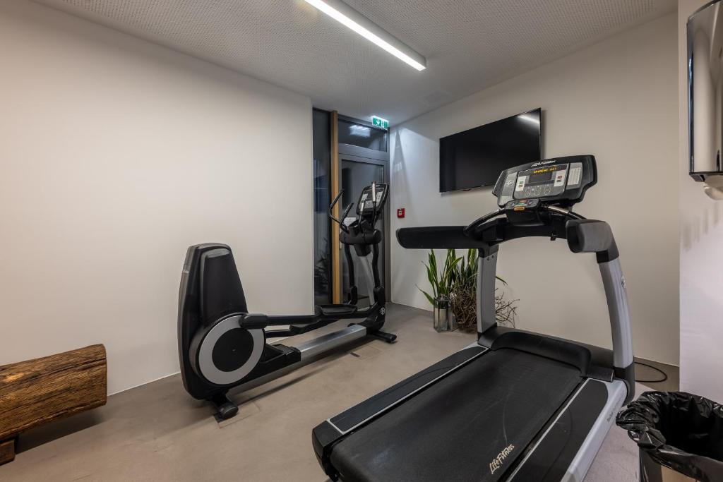 Fitness centrum a/nebo fitness zařízení v ubytování Hotel Wirtshaus Post