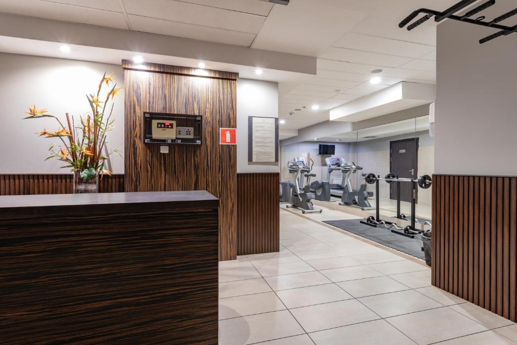 Fitness centrum a/nebo fitness zařízení v ubytování Qubus Hotel Kielce