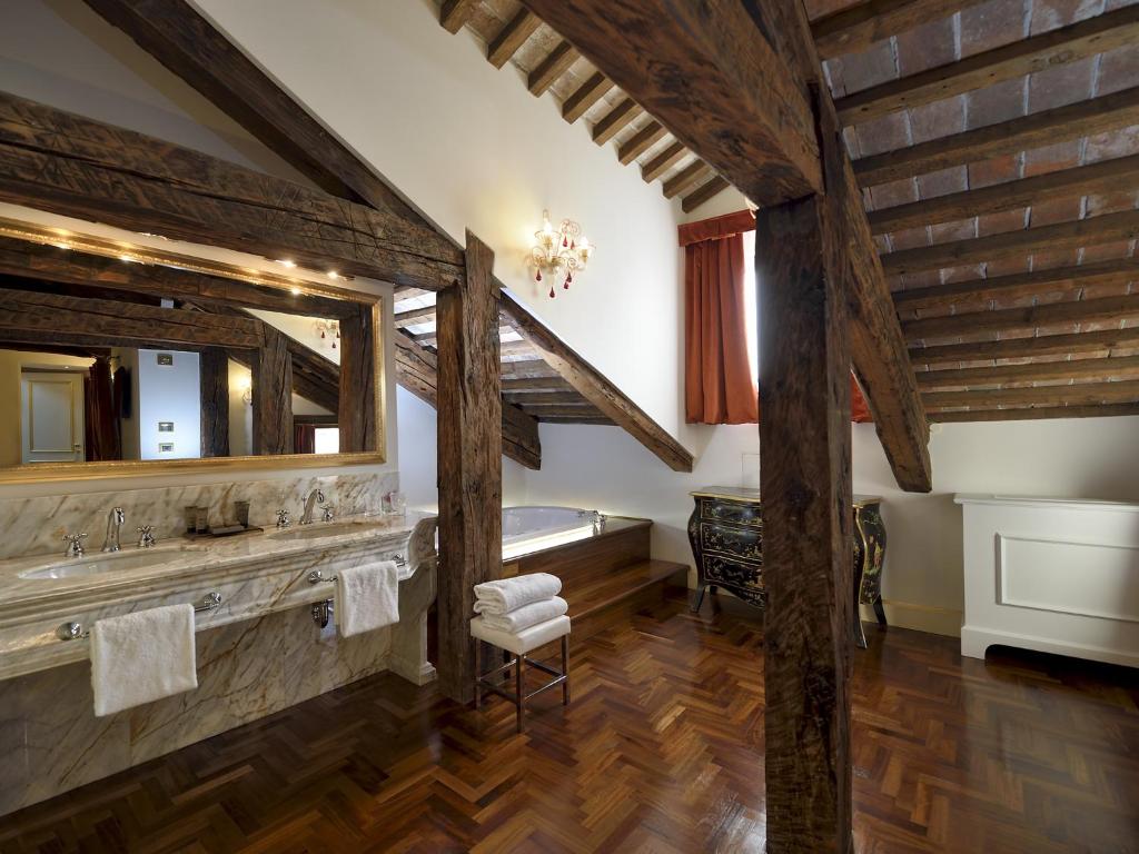 Hotel Ai Cavalieri di Venezia - Resim 12