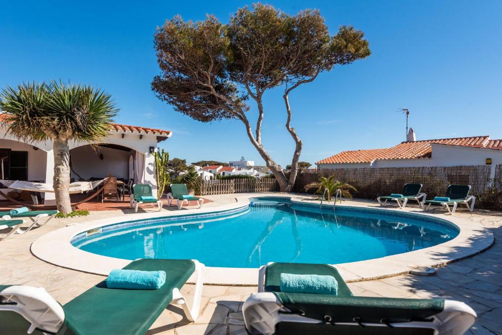 Nuriana 4 bedroom villa, Calan Blanes, Cala en Forcat ...
