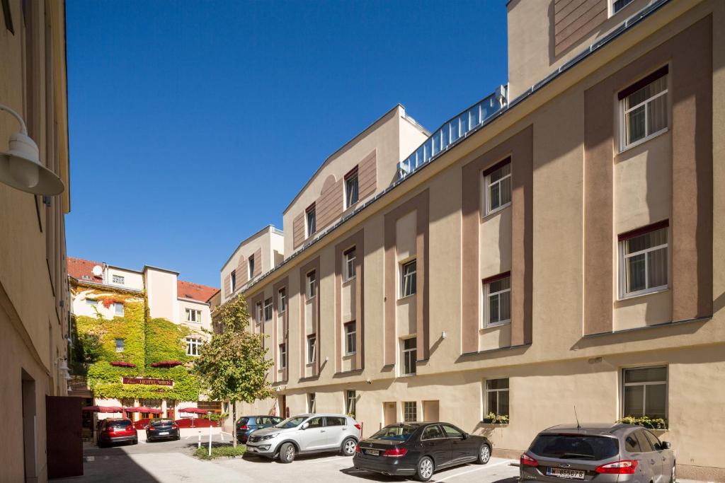 Budova, kde se hotel nachází