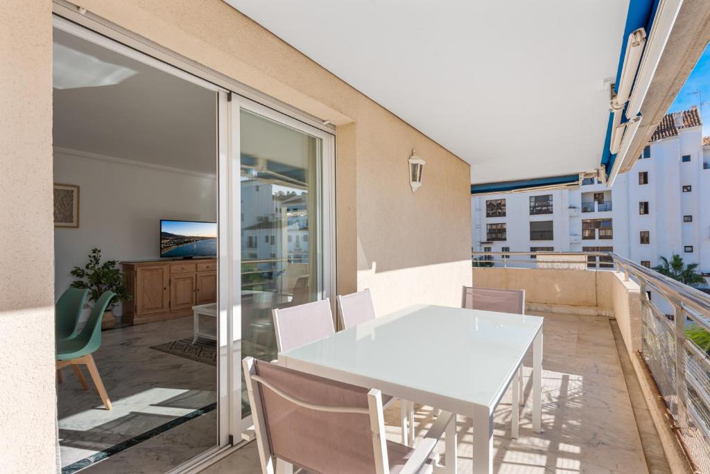 A balcony or terrace at 3 br apartment in top location