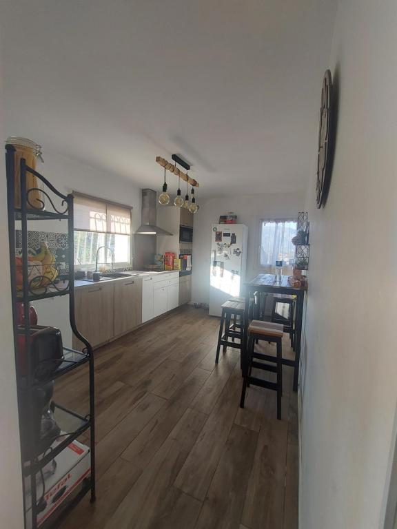 Fotografia z galérie ubytovania Maison familiale 3 chambres doubles- 6 à 8 couchages v destinácii Ajaccio