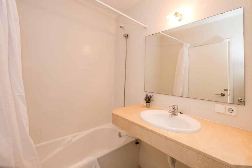 Girasols Gardens Sup, Son Bou – Updated 2023 Prices
