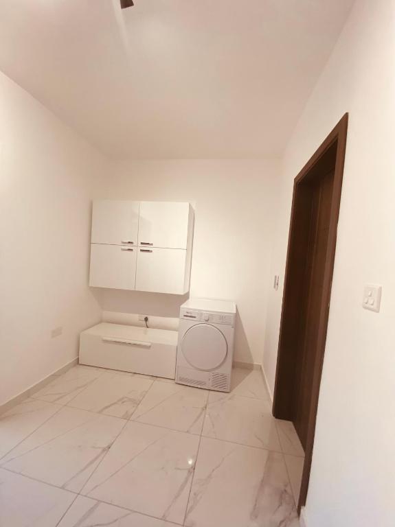 Postel nebo postele na pokoji v ubytování Central, Bright & Modern Apartment