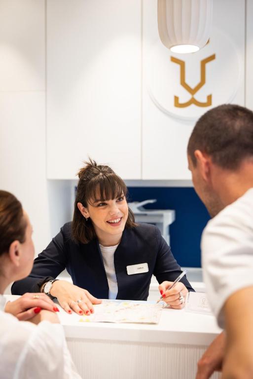 Hôtel Byakko Nice - Resim 42