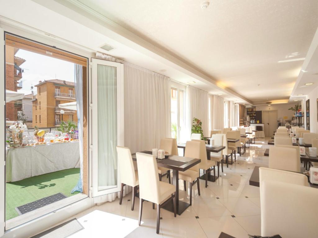 Posezení v ubytování Suite Hotel Elite