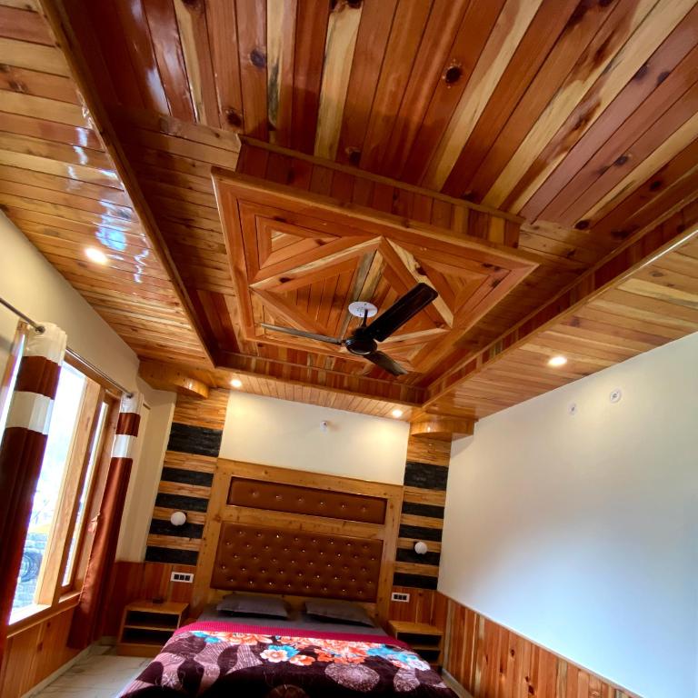 Dhi Ananta Homestay - Pure Veg - Chambre Double Avec Vue En Montagne