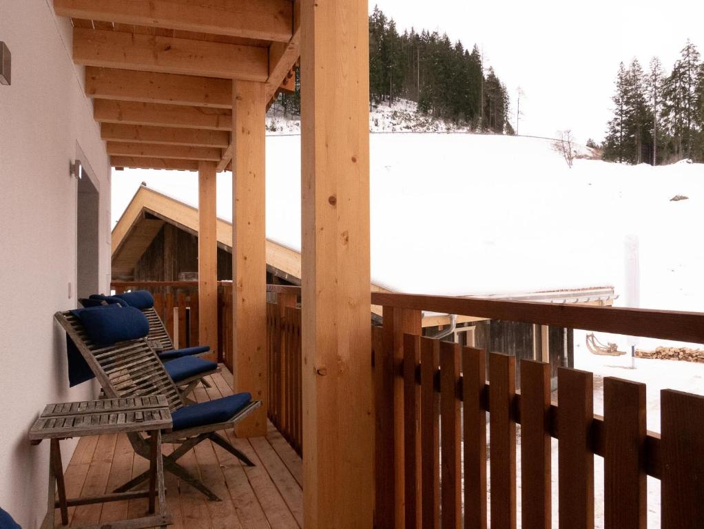 Balkón nebo terasa v ubytování stettli resort